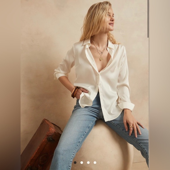 Banana Republic Tops - - NWT Banana Republic Classic silk like Shirt